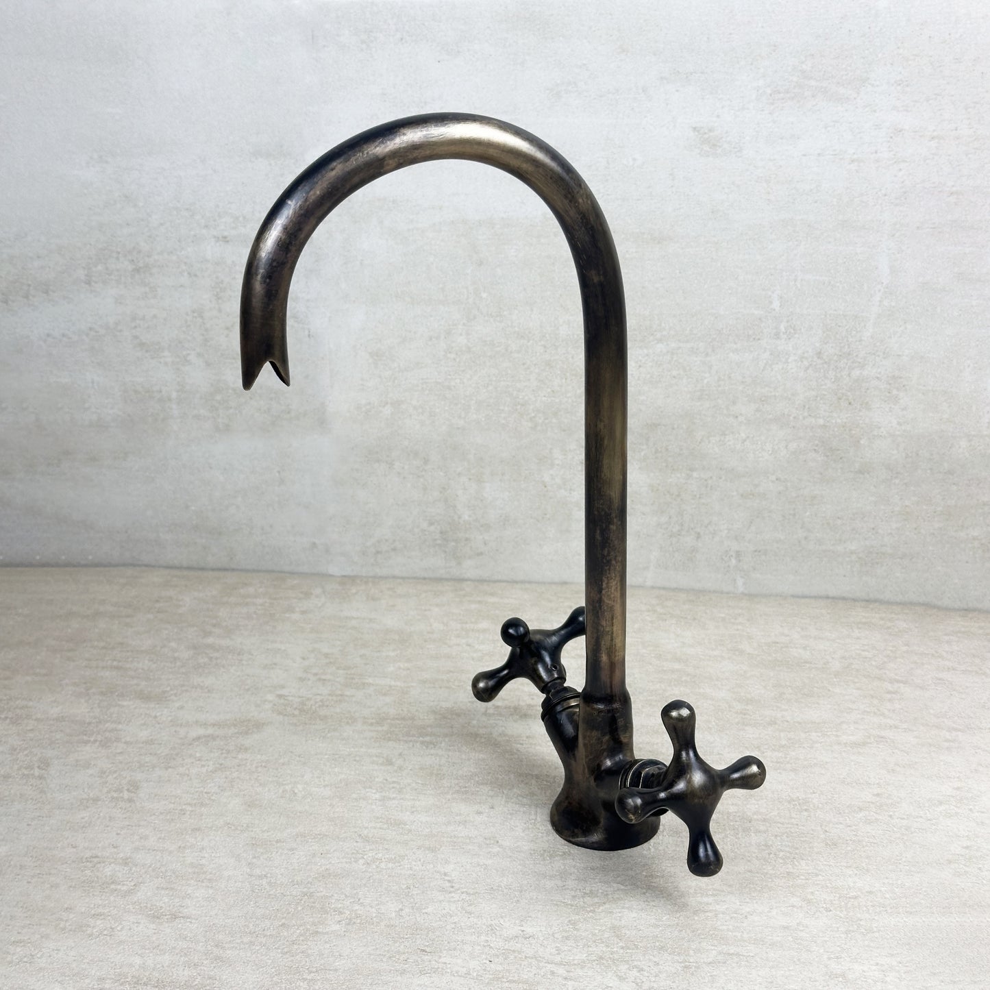 Bronze Kitchen Faucet, Cross Handles Oil Rubbed Coated Bar Faucet