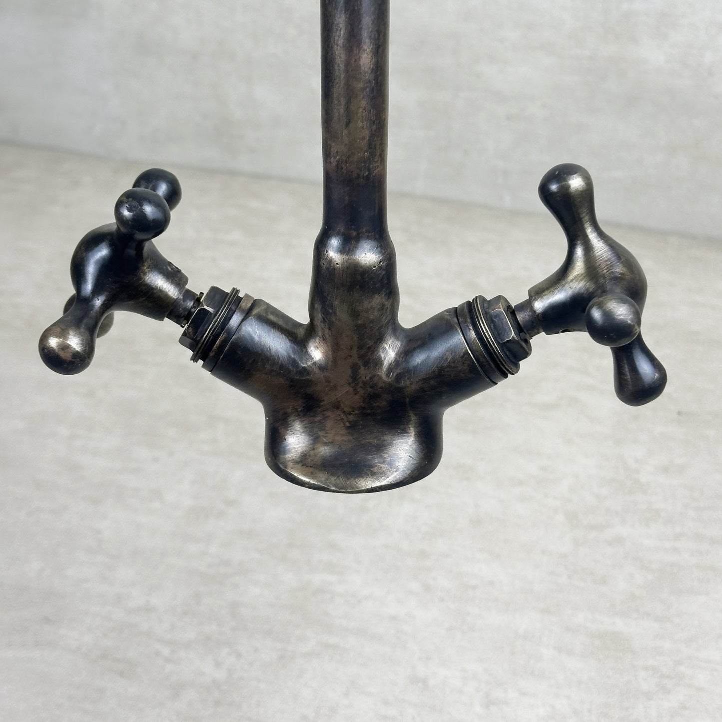 Bronze Kitchen Faucet, Cross Handles Oil Rubbed Coated Bar Faucet
